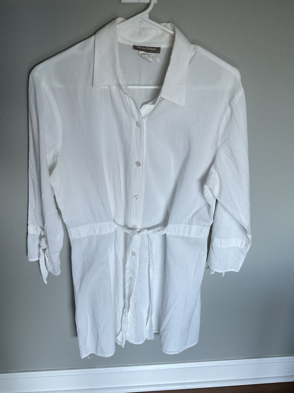 Tommy Bahama White Button-Front Shirt with Waist Tie